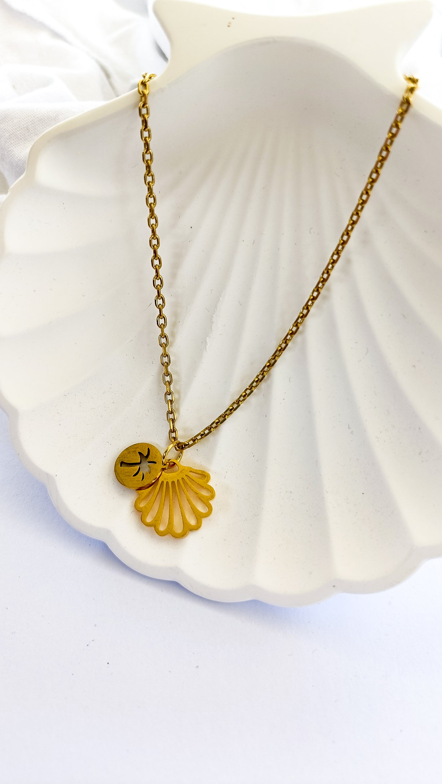 Sea Shell + Palm Tree Minimalistic Necklace